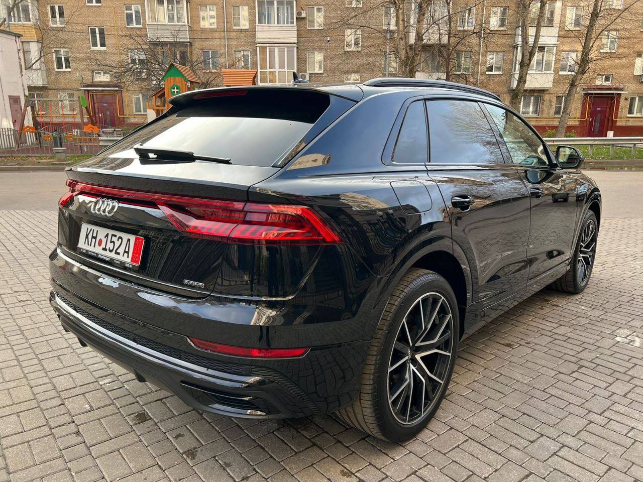 Audi Q8 фото 2