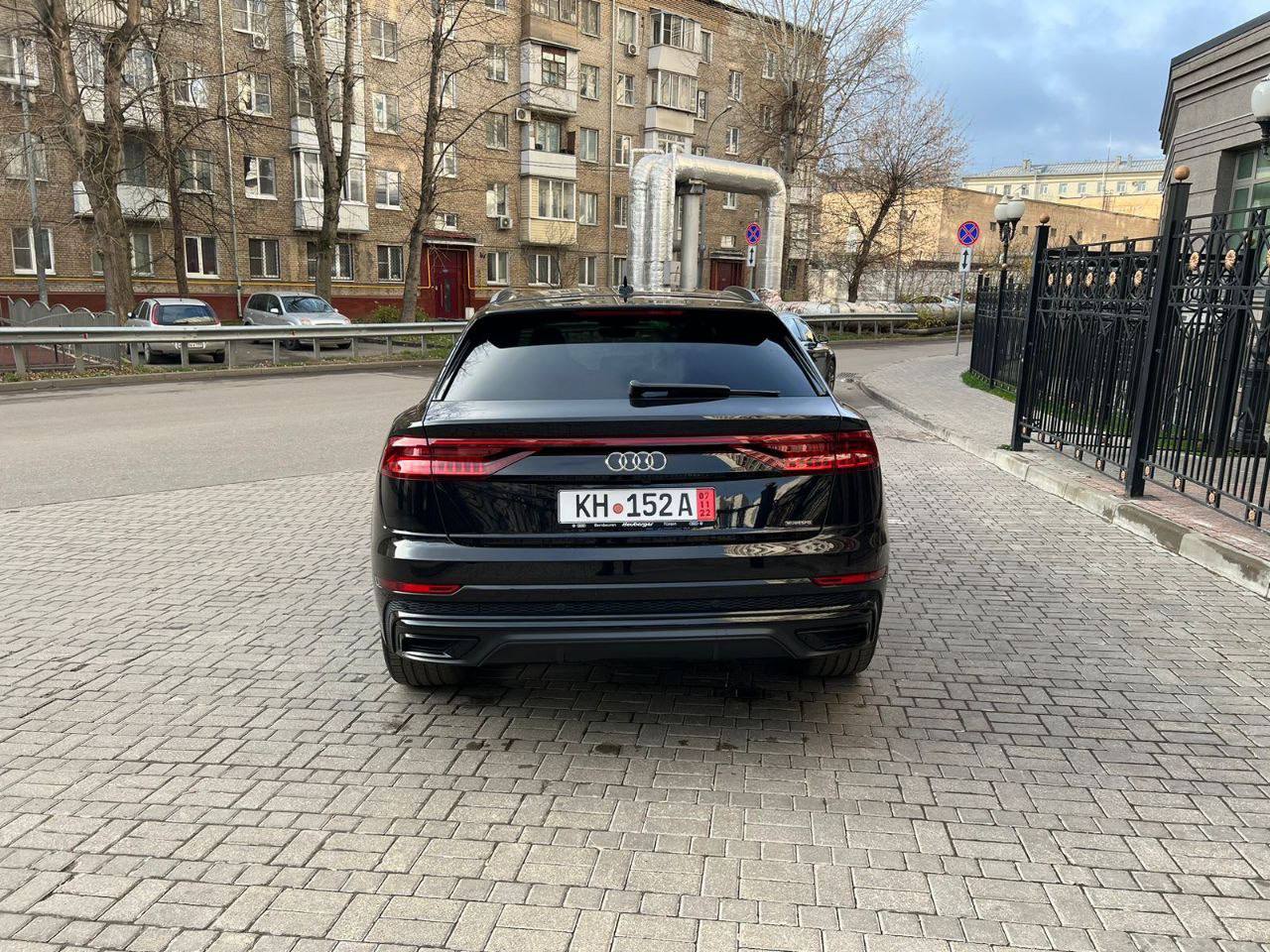 Audi Q8 фото 5