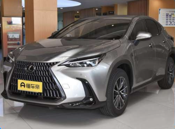 Lexus NX200