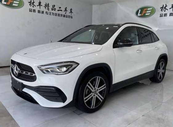 Mercedes-Benz GLA